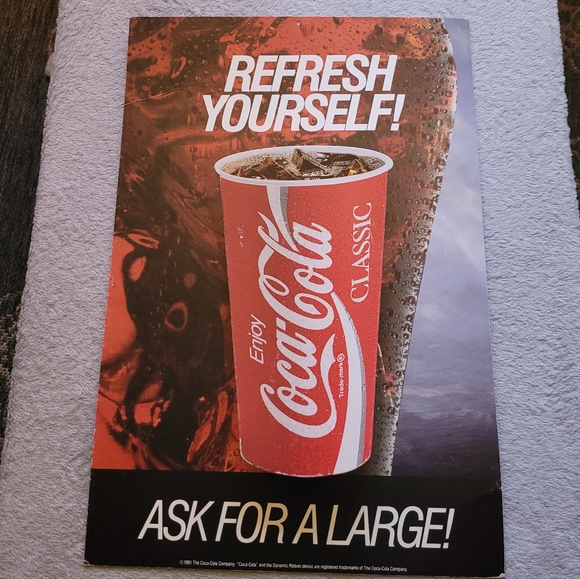 Vintage Coca-Cola Refresh Yourself! 3D Cardboard Advertising Display Poster - Picture 6 of 12